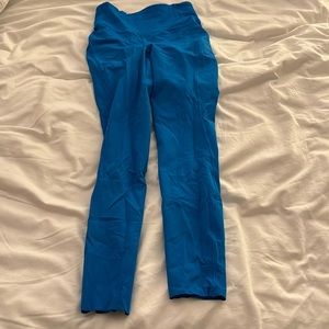 Lululemon base pace 25